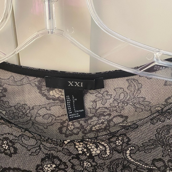 Forever 21 Sheer Top - Size L - fits like M - Picture 4 of 5